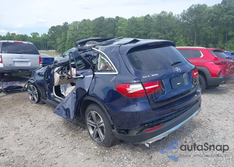 2018 Mercedes-Benz Glc 300 from USA, damaged, VIN WDC0G4JB1JV103820